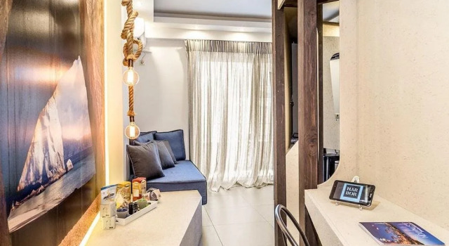 Harbor Suites