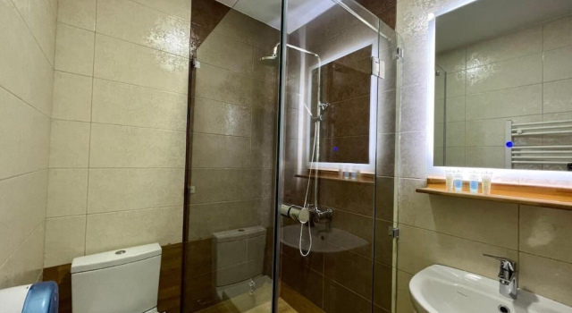 Двухместный номер Standard с балконом и с видом на город Point Boutique Hotel