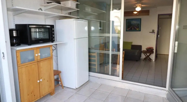 Appartement Le Grau-du-Roi, 2 pièces, 5 personnes - FR-1-307-105, Book Apartment Hotels in Camargue with a Pool, Swimming Pool