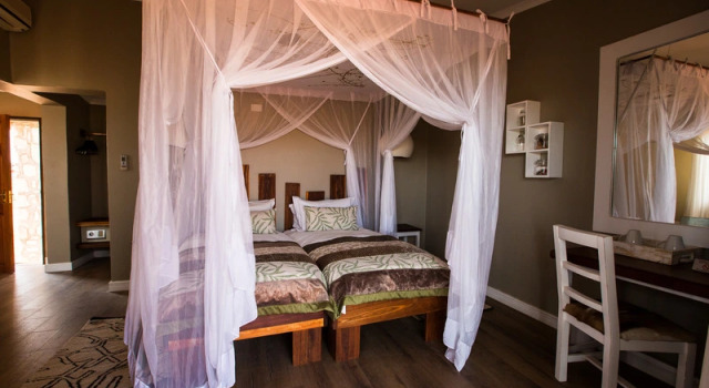 Номер Standard Gondwana Kalahari Anib Lodge