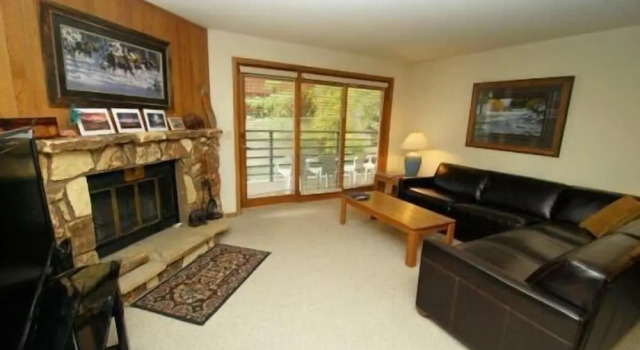 Snowdance Manor 2 Bedroom Holiday home by Key to the Rockies, Book Lejlighed Hoteller i Keystone med pool, Swimmingpool
