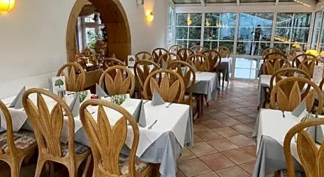 Hotel Friedenseiche, Забронировать Отель Нойкирхен-Флюн Lower Rhine