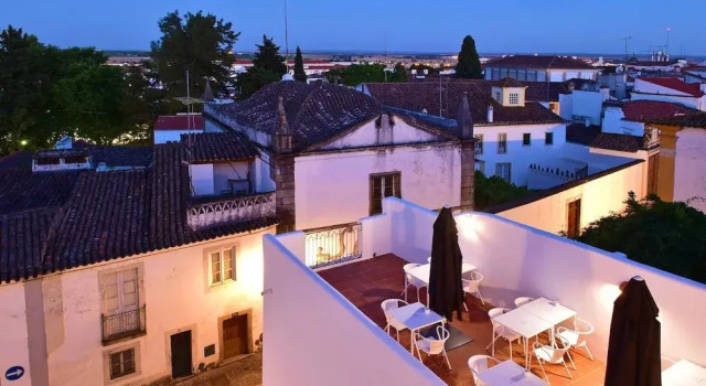 Noble House Essence Évora - by Unlock Hotels, Забронировать Апартаменты/квартира Отели Эвора-Монте с парковкой, рядом с Church of Nossa Senhora da Graca, Парковка