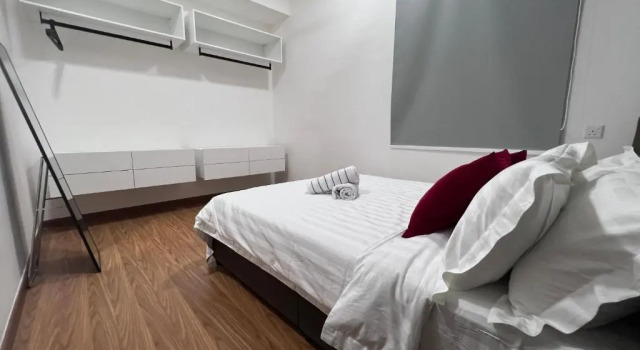 Contemporary & Stylish Suite#Georgetown#Sky Pool#2 BR, Living Room with Double Bed