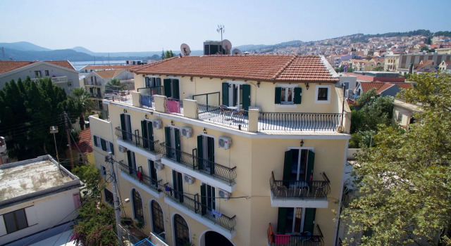Mirabel Hotel