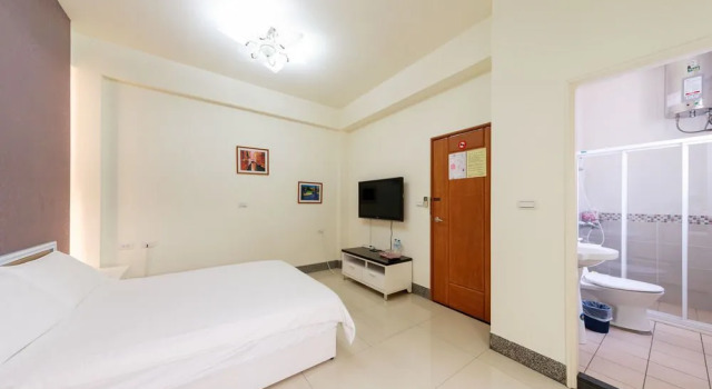 Playing Off 107 Bed and Breakfasts, Забронировать Отель Цзиннин Kinmen County, рядом с Национальный университет Куэмой
