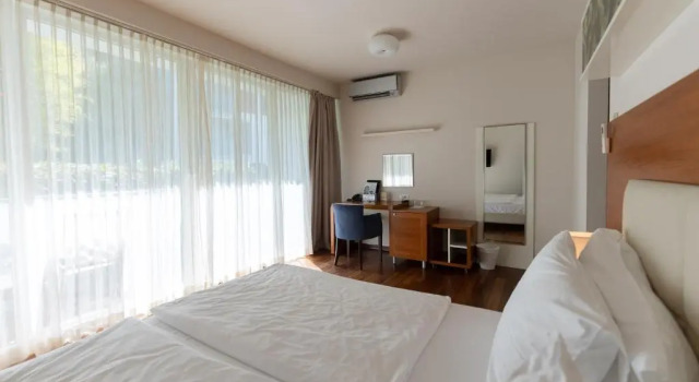 Двухместный номер с видом на бассейн Boutique Hotel Portorose
