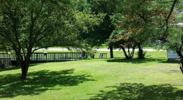 Inn by the River, Varaa Hotelli Hardwick Vermont