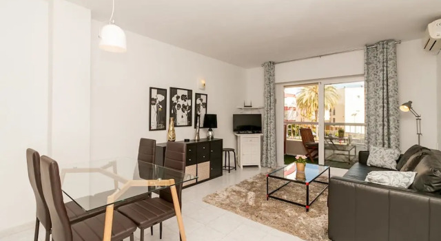 Centrico Apartamento Corona Playa Torrecilla Nerja