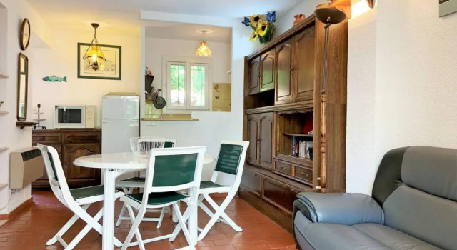 Maison Le Lavandou, 4 pièces, 6 personnes - FR-1-251-103