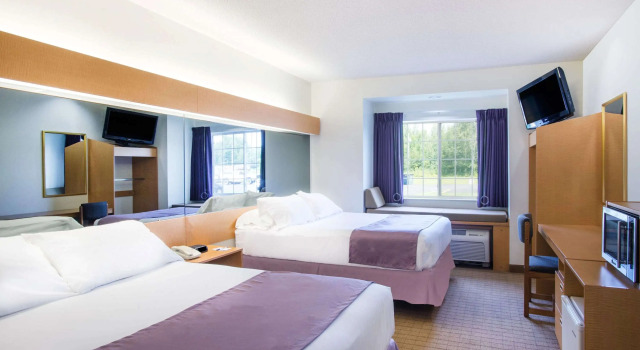 Microtel Inn & Suites by Wyndham Plattsburgh, Boek Hotel Plattsburgh Lake Champlain