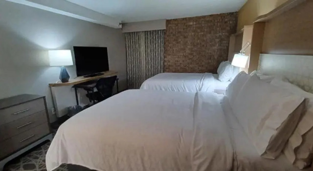 Четырёхместный люкс Holiday Inn - McAllen - Medical Center Area by IHG