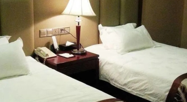 Vienna Classic Hotel Lianzhou Tower, Rezervasyon Otel Guangdong otoparklı oteller, Otopark