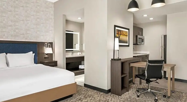 Двухместный люкс с 2 комнатами Homewood Suites By Hilton Springfield Medical District