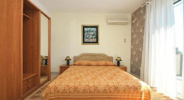 Apartments Balic, Забронировать Апартаменты/квартира Отели Свети-Стефан с бассейном, рядом с Пляж Црвена Главица, Бассейн