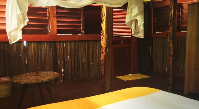 Floraly Komba, Boek Hotel Nosy Komba Madagaskar
