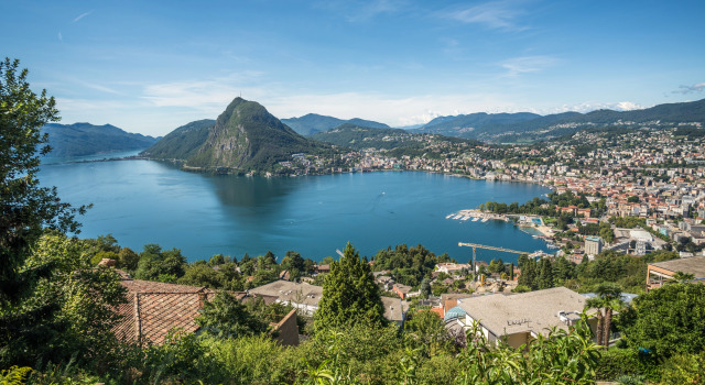 La Bella, Prenota Hotel Brusimpiano Lombardia