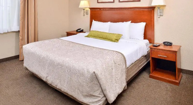Номер Standard Candlewood Suites Lafayette - River Ranch by IHG