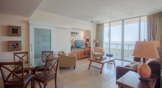 Ocean Club-Ocean Club 1601, Забронировать Отель Билокси Миссисипи - побережье, рядом с Beauvoir