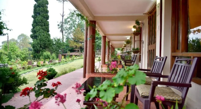 Люкс Xomotel Ranikhet Heights