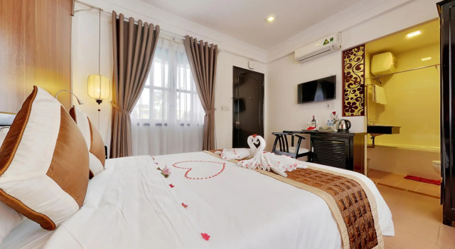 Номер Standard Hai Yen Hotel