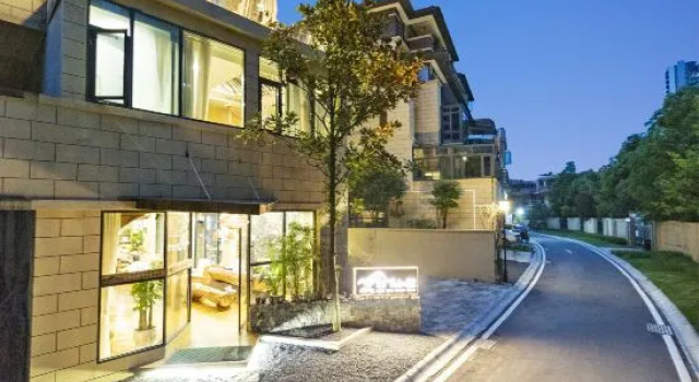 Shexia Xiaozhu Homestay (Zunyi Poly Future City Branch), Varaa Hotelli Zunyi Guizhou