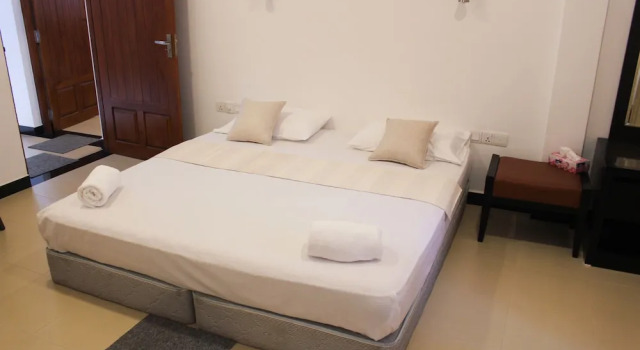 Hotel Digana, Забронировать Отель Отели Дигана 3 звезды, 3*
