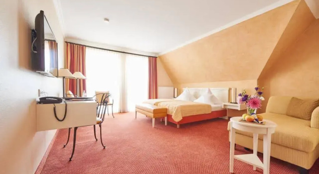 Hotel & Restaurant Alte Schule, Rezervasyon Otel Siek Schleswig-Holstein