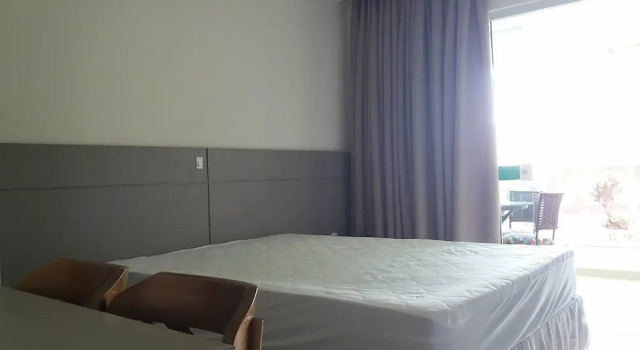 Residencial Caminho das Praias, Забронировать Отель Отели Бомбиньяс с парковкой, рядом с Пляж Quatro Ilhas Beach, Парковка