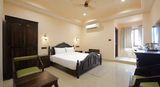 Трёхместный люкс Shree Raja Ram Hotel & Resort