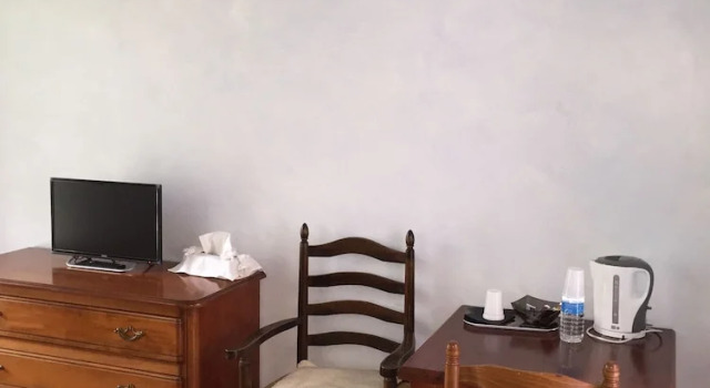 Au Petit Bernerot - Les gîtes de lArbre Voyageur, Book Hotel Eauze Gers
