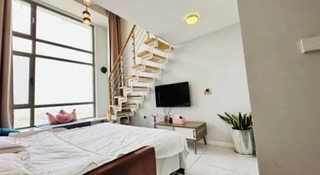 Кровать в общем номере (женский номер) Huludao 1314 Light Luxury Homestay