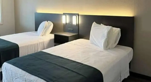 Villa South Motor Inn, Rezerwuj Motel Hotele w Sandersville z parkingiem, Parking