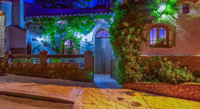 Коттедж с 3 комнатами Cazorla Casas Cueva