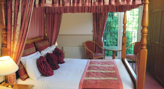 Номер Luxury Little Silver Country Hotel