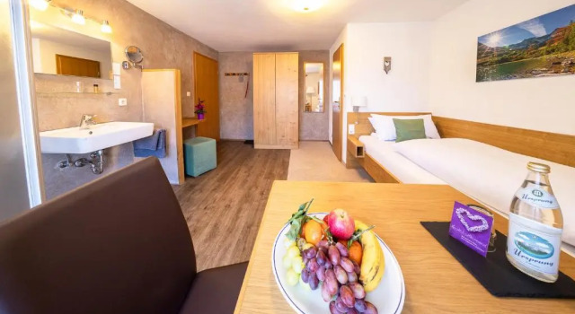Номер Standard Frühstückspension Gästehaus Zum weissen Rössl