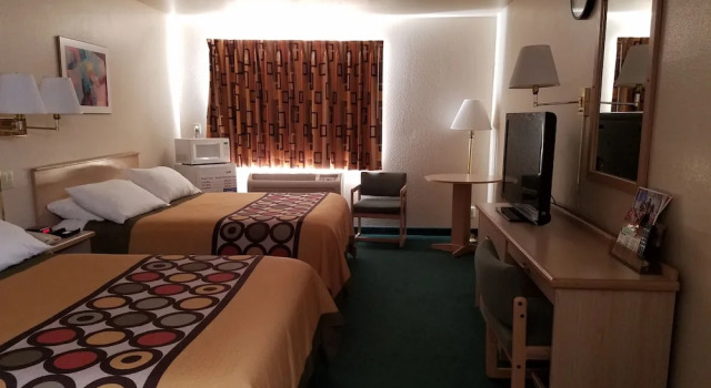 Четырёхместный номер Deluxe Simple Rewards Inn