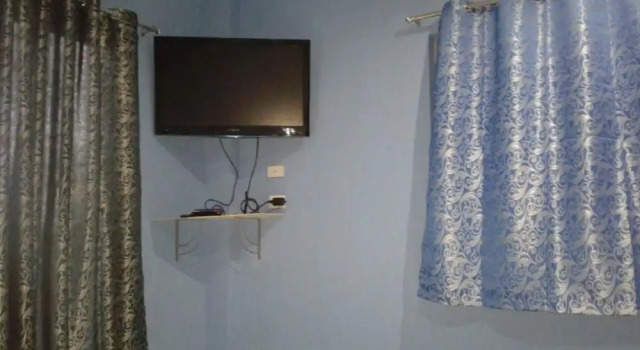 Clare's Beach House, Book Hotel Panglao Bohol