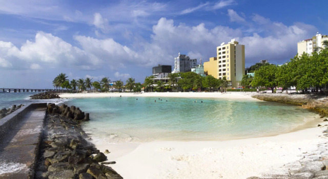 Club Faru, Prenota Hotel Città di Malé Atollo di Baa
