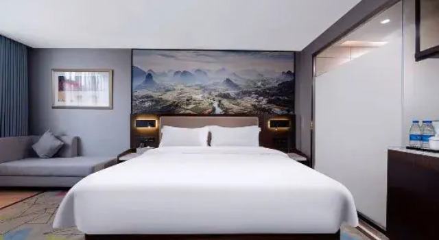 Люкс Business Yufengshan Hotel (Liuzhou Maanshan park railway station）