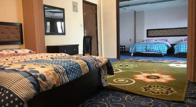 Семейные апартаменты с 3 комнатами 3 Pyramids View Inn