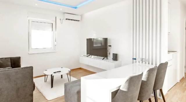 Апартаменты с 2 комнатами White Apartments