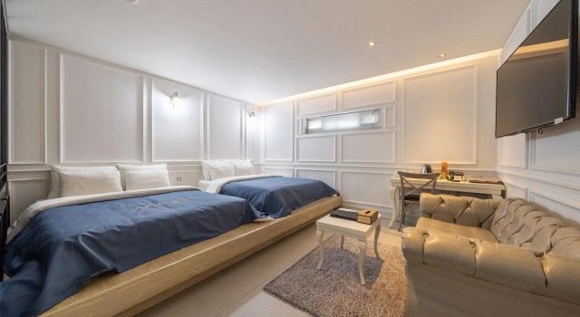 Люкс Hotel Myeongjak