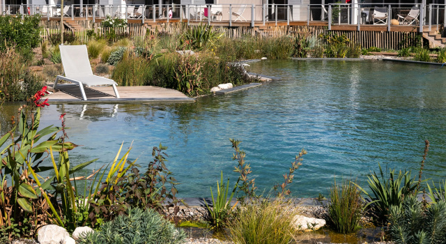 Lodges de Camargue, Забронировать Курортный отель Курортные отели Камарг, Курортный отель