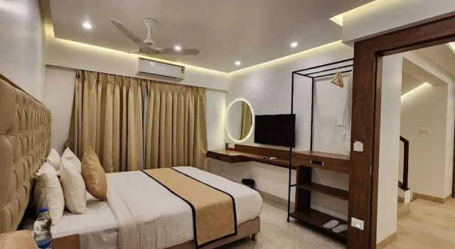 Вилла Luxury Krishna Beach Resort and Spa