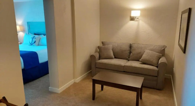 Полулюкс Deluxe The Water Street Inn