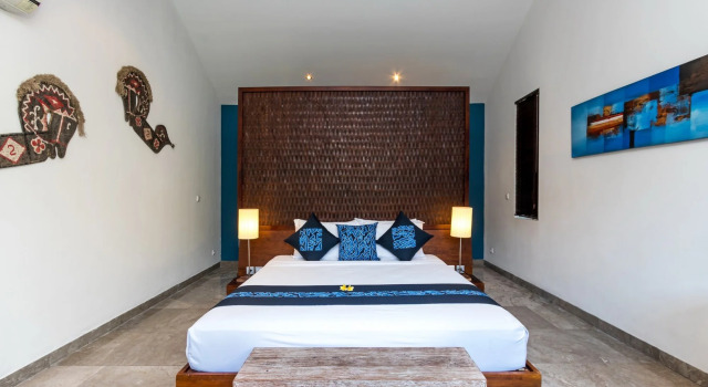 Villa Anjali Blue in Seminyak, Rezerwuj Willa Hotele w Badung z parkingiem, Parking