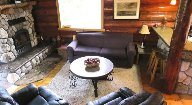 Handsome Dan's at Otter Point, Book Feriehus Villaer i Britisk Columbia, Villa