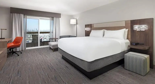 Номер Standard с видом на гавань Holiday Inn Express Hotel & Suites Ventura Harbor by IHG