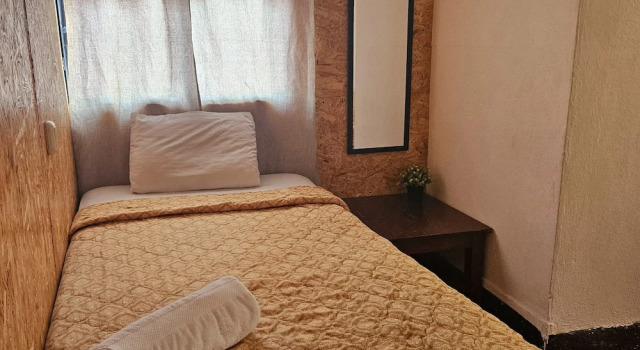 Номер Standard Cermeños House